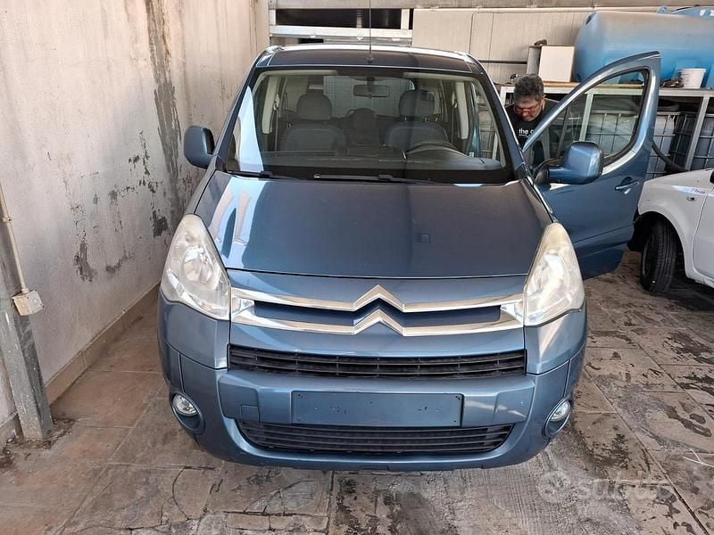 Usata Citroën Berlingo 98 CV (72 kW) 2010 Blu Monovolume