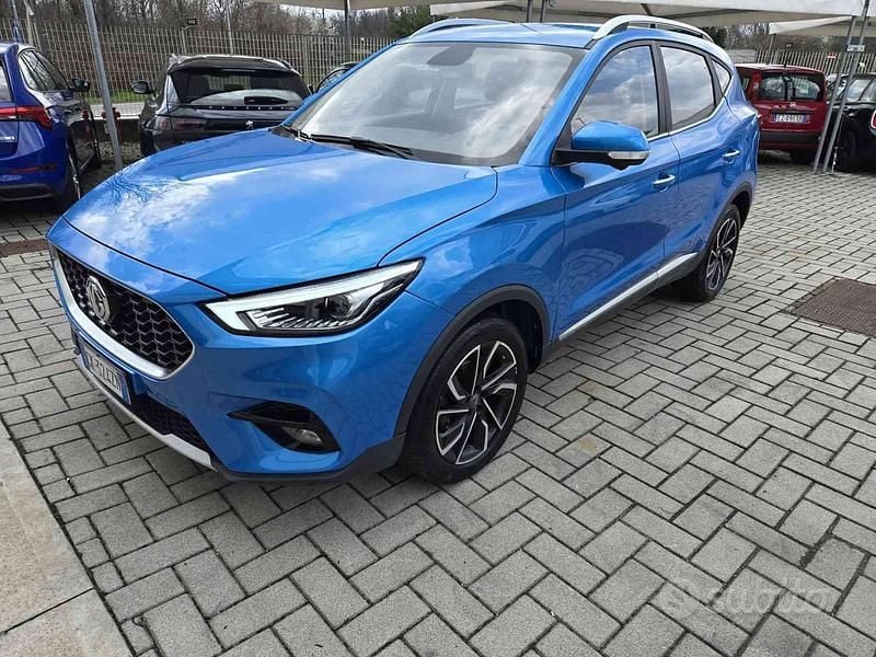 Usata MG ZS Luxury 111 CV (81 kW) 2022 Blu SUV