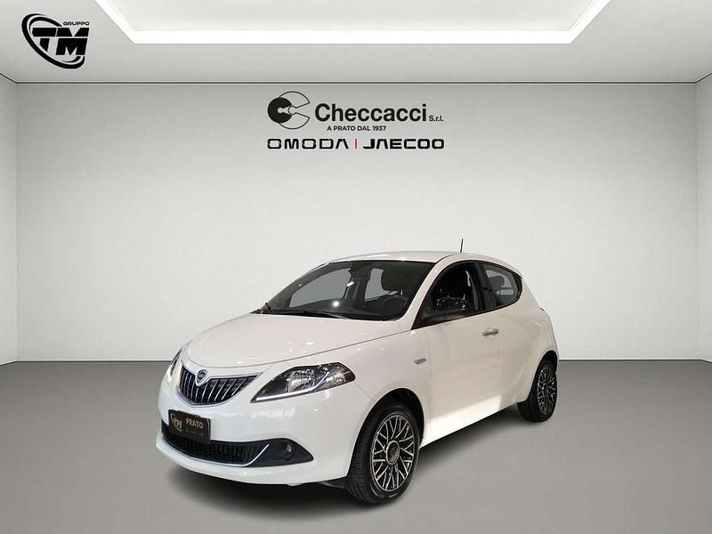 Bianco Usata 2024 Lancia Ypsilon Due volumi | 13.999 € (Cara) - Immagine 1/4