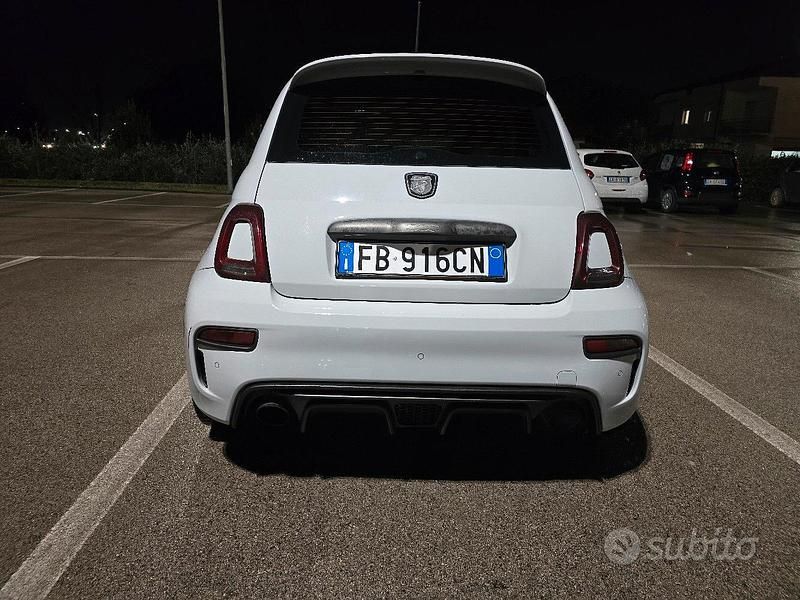 Usata Abarth 595 140 CV (102 kW) 2015 Grigio Berlina