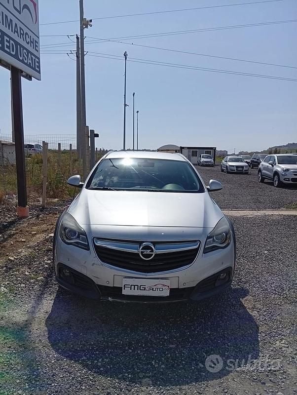 Gebraucht Opel Insignia Cosmo 136 PS (100 kW) 2017 Grau Kombi