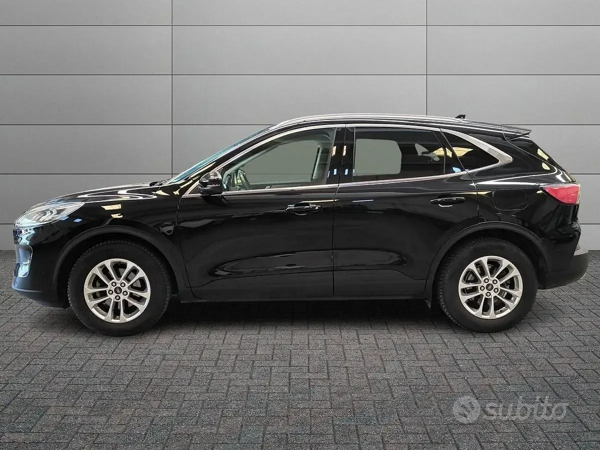 Usata Ford Kuga Titanium 120 CV (88 kW) 2020 Nero SUV