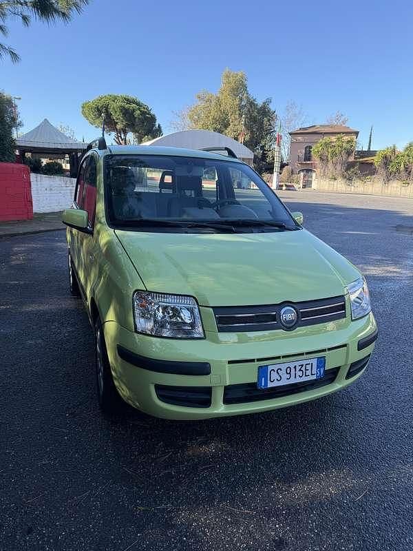 Usata Fiat Panda Emotion 69 CV (50 kW) 2005 Utilitaria
