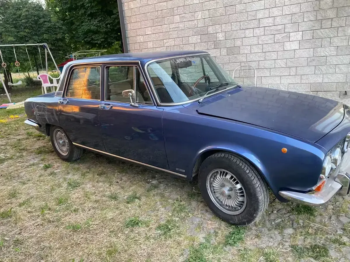 Usata Alfa Romeo 2000 1970 Bluazzurro Berlina