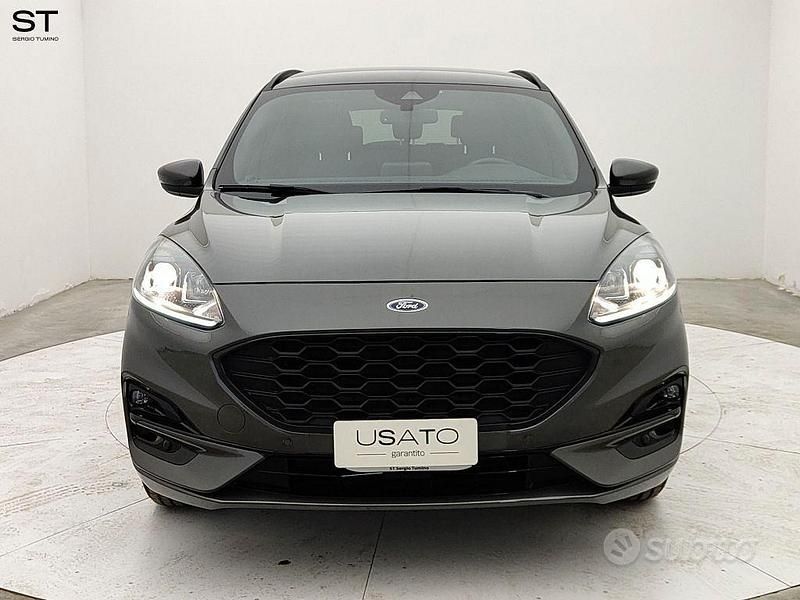 Usata Ford Kuga ST-Line 225 CV (165 kW) 2023 Grigio SUV
