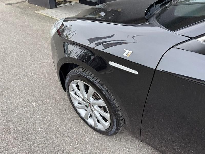 Usata Alfa Romeo Giulietta Ti 120 CV (88 kW) 2020 Nero Utilitaria