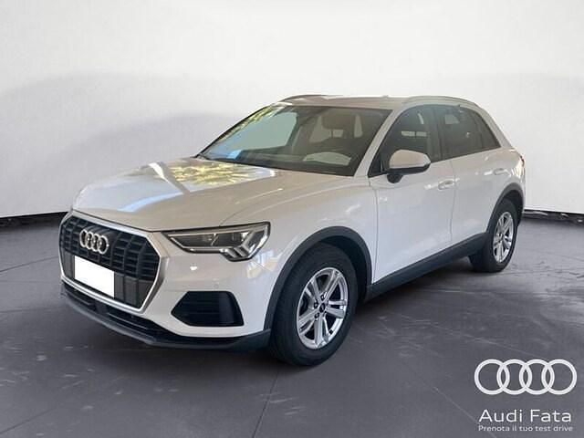 Bianco ibis Usata 2022 Audi Q3 Business SUV | 39.900 € (Molto cara) - Immagine 1/4