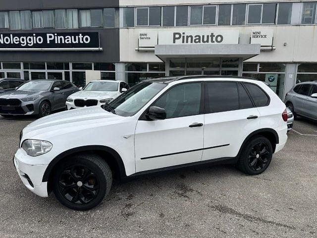 Usata BMW X5 Sport Line 245 CV (180 kW) 2012 Bianco SUV