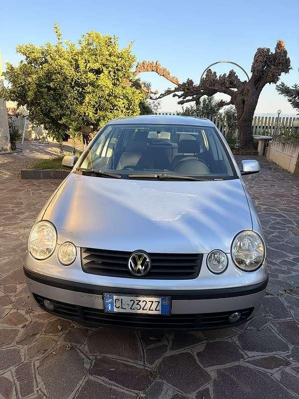 Usata VW Polo Trendline 64 CV (47 kW) 2004 Utilitaria
