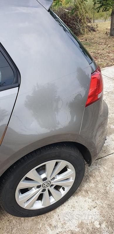 Usata VW Golf VII 110 CV (80 kW) 2016 Marrone Berlina