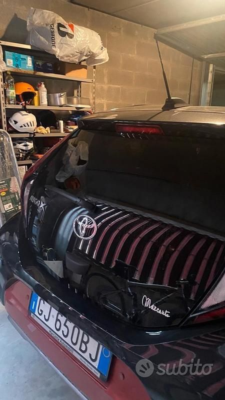 Usata Toyota Aygo X 72 CV (52 kW) 2022 Rosso SUV