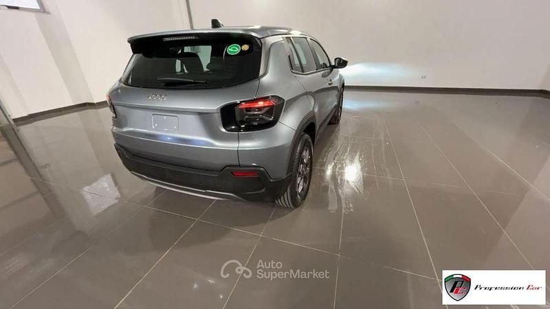 Nuova Jeep Avenger Longitude 61 kW (84 CV) 2026 Gray SUV