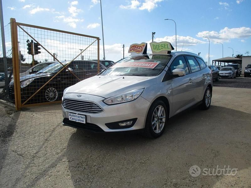 Usata Ford Focus 95 CV (69 kW) 2015 Grigio Station wagon