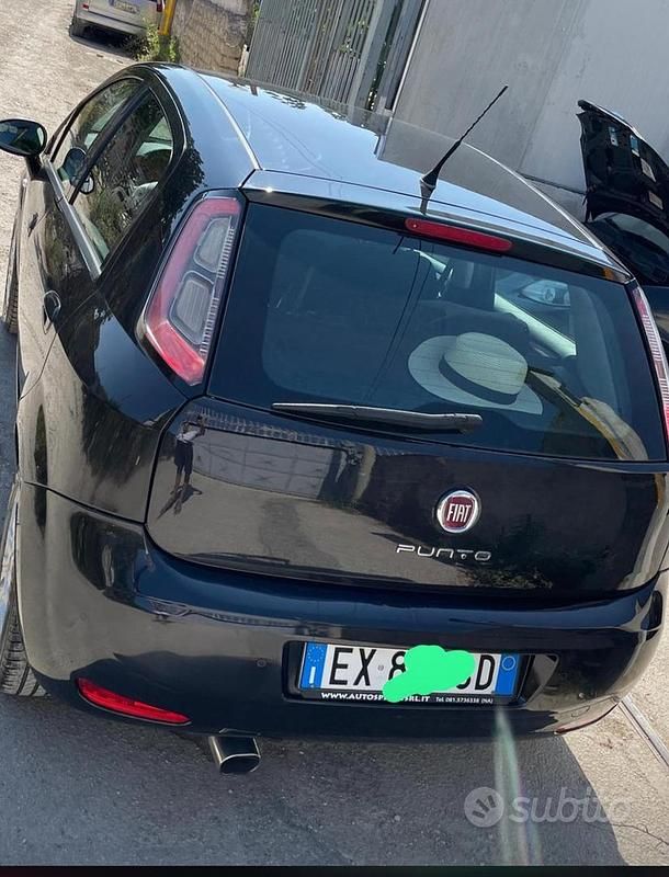 Usata Fiat Punto Evo 69 CV (50 kW) 2014 Nero Utilitaria