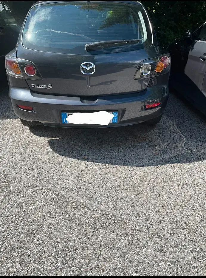 Usata Mazda 3 109 CV (80 kW) 2006 Nero Berlina