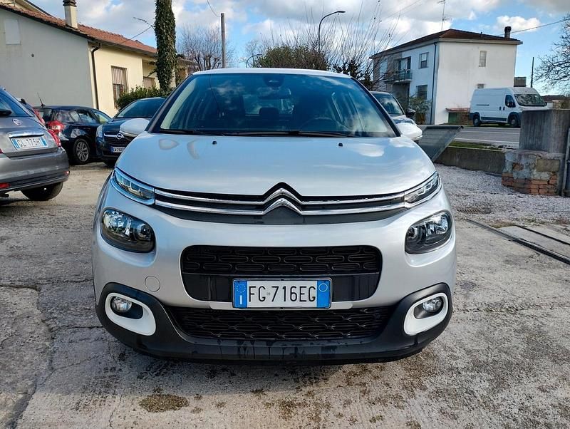 Usata Citroën C3 Shine 74 CV (54 kW) 2017 Grigio Berlina