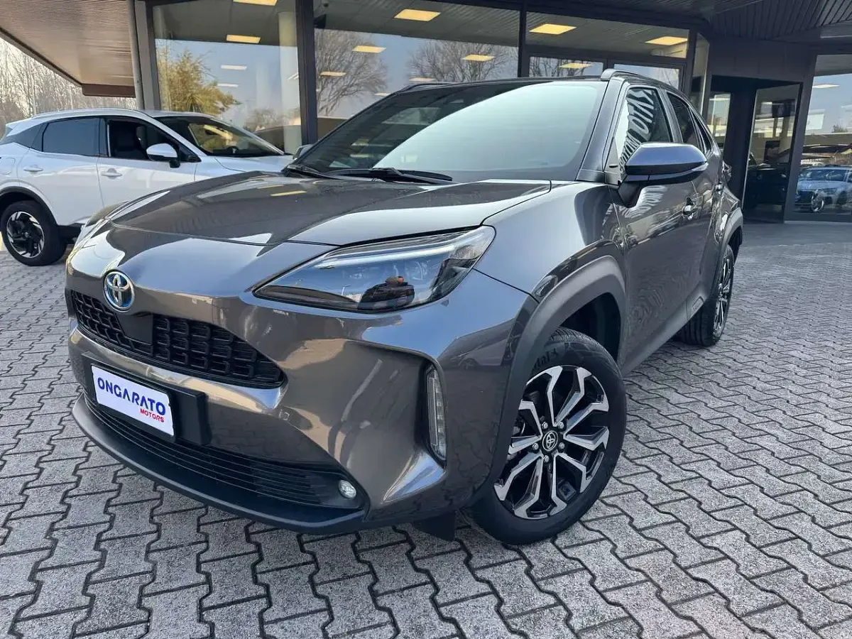 Nuova Toyota Yaris Cross Trend 116 CV (85 kW) 2026 Argento SUV