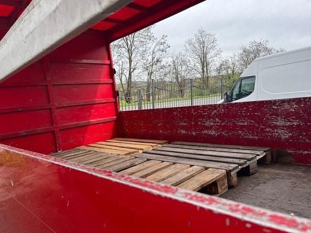 Usata Iveco 35.12 116 CV (85 kW) 2017 Rosso Furgone