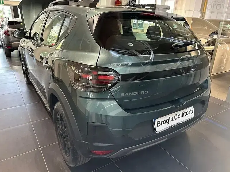 Nuova Dacia Sandero Extreme 122 CV (89 kW) 2026 Verde SUV