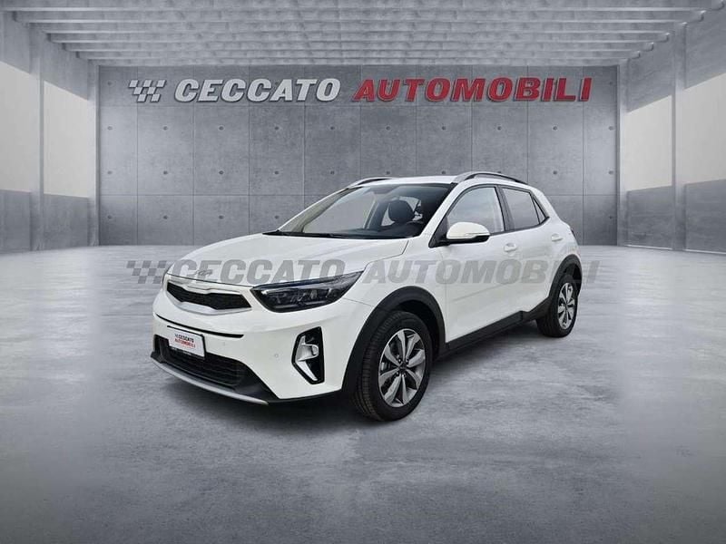 Blu Usata 2025 Kia Stonic Style SUV | 14.469 € (Super prezzo) - Immagine 1/4