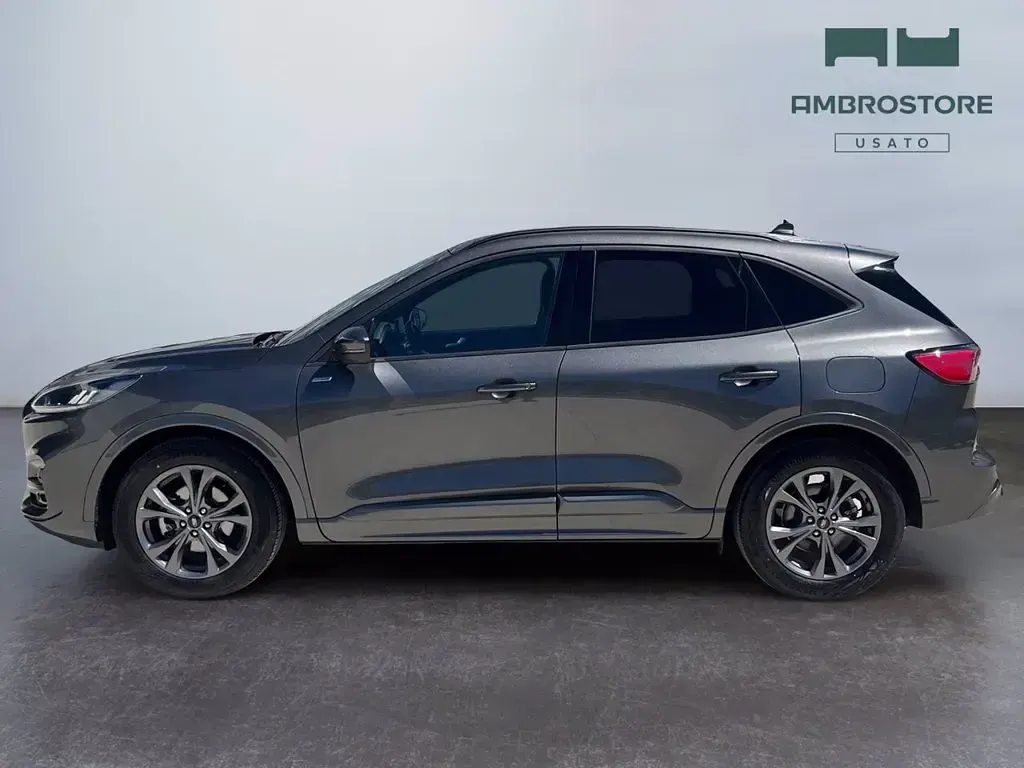 Usata Ford Kuga ST-Line 150 CV (110 kW) 2023 Magnetic grey SUV
