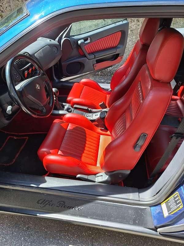 Usata Alfa Romeo GTV 201 CV (147 kW) 1997 Blu/azzurro Coupé