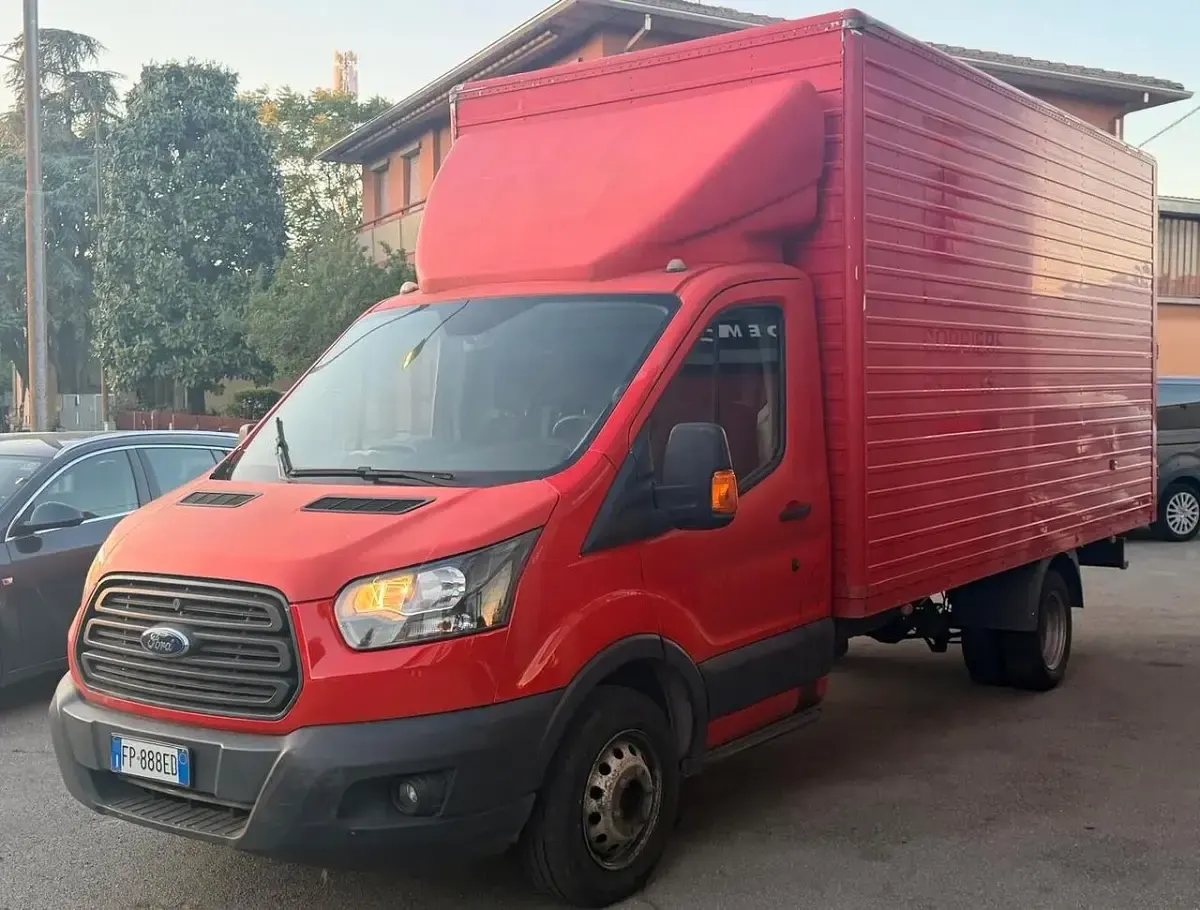 Usata Ford Transit Trend 131 CV (96 kW) 2018 Rosso Furgone