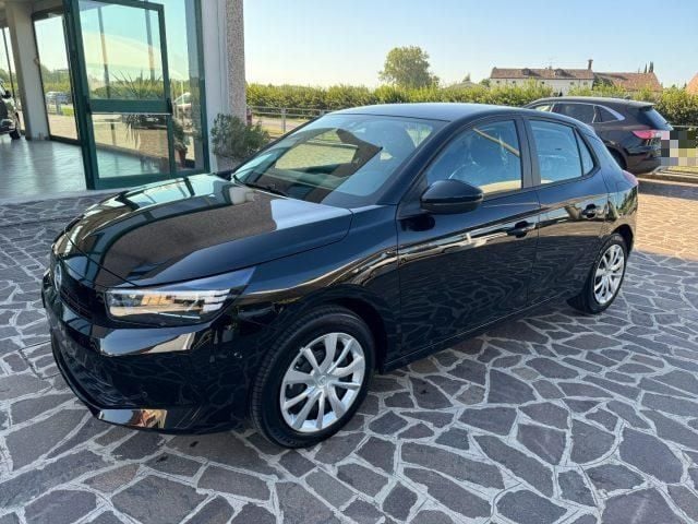 Usata Opel Corsa 75 CV (55 kW) 2024 Nero / metallizzato Berlina