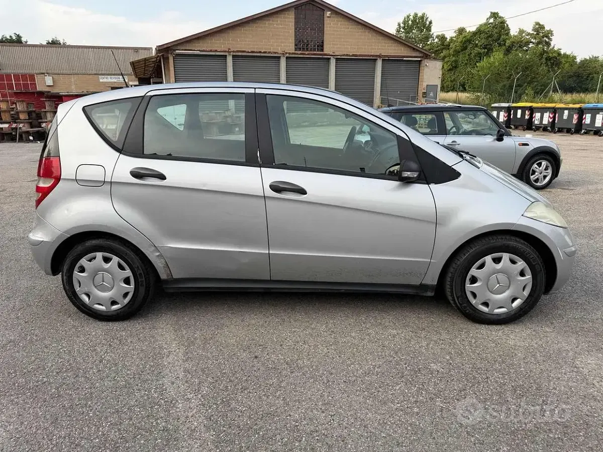 Usata Mercedes A160 Classic 82 CV (60 kW) 2006 Grigio Berlina