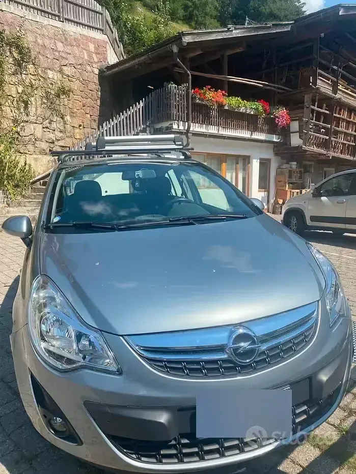 Usata Opel Corsa 85 CV (62 kW) 2013 Grigio Utilitaria