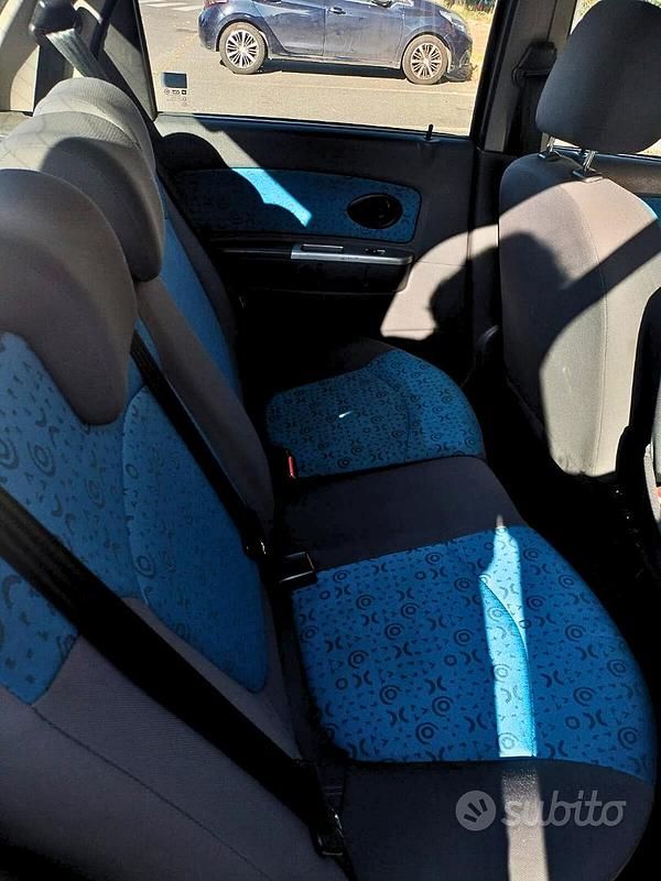 Grigio Usata 2009 Chevrolet Matiz SX Due volumi | 2200 € (Buon prezzo) - Immagine 1/4