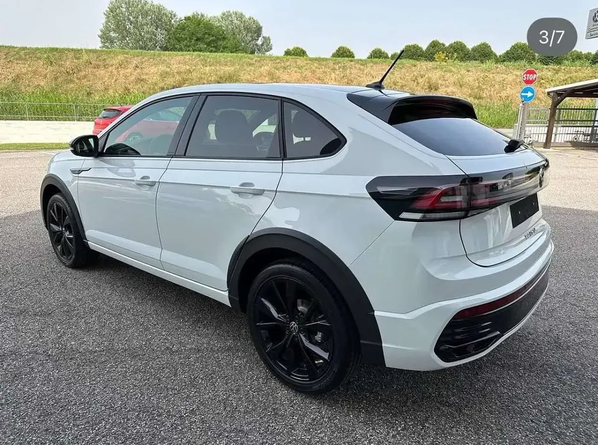 Usata VW Taigo R-line 110 CV (80 kW) 2023 Pure white SUV
