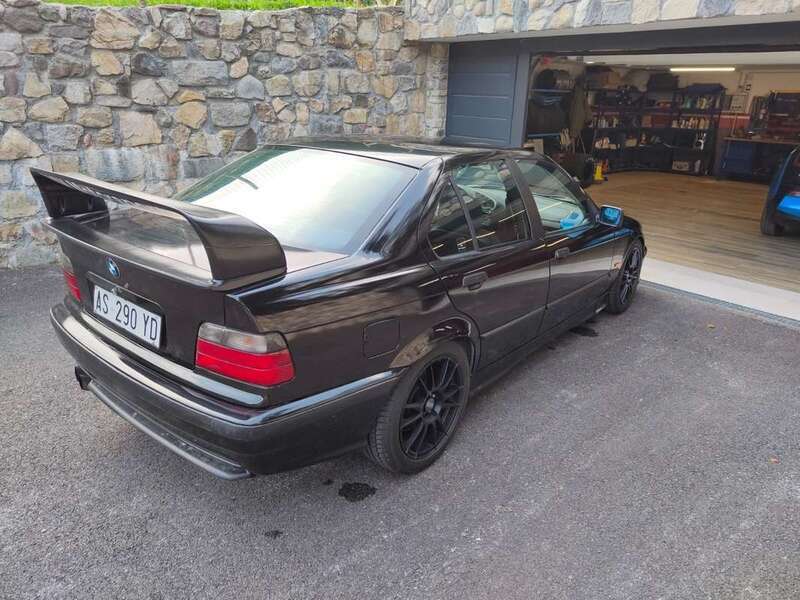 Usato 1997 BMW 316 3.0 Benzin 231 CV (16.000 €)