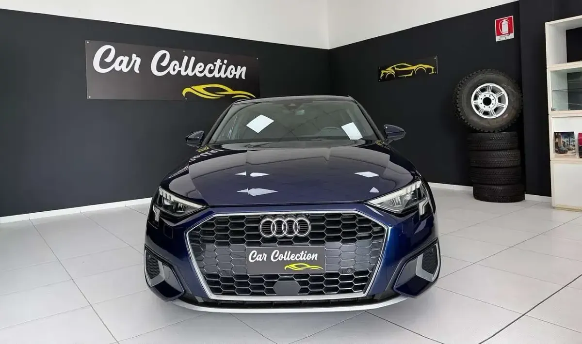 Usata Audi A3 Advanced 116 CV (85 kW) 2021 Blu/azzurro Berlina