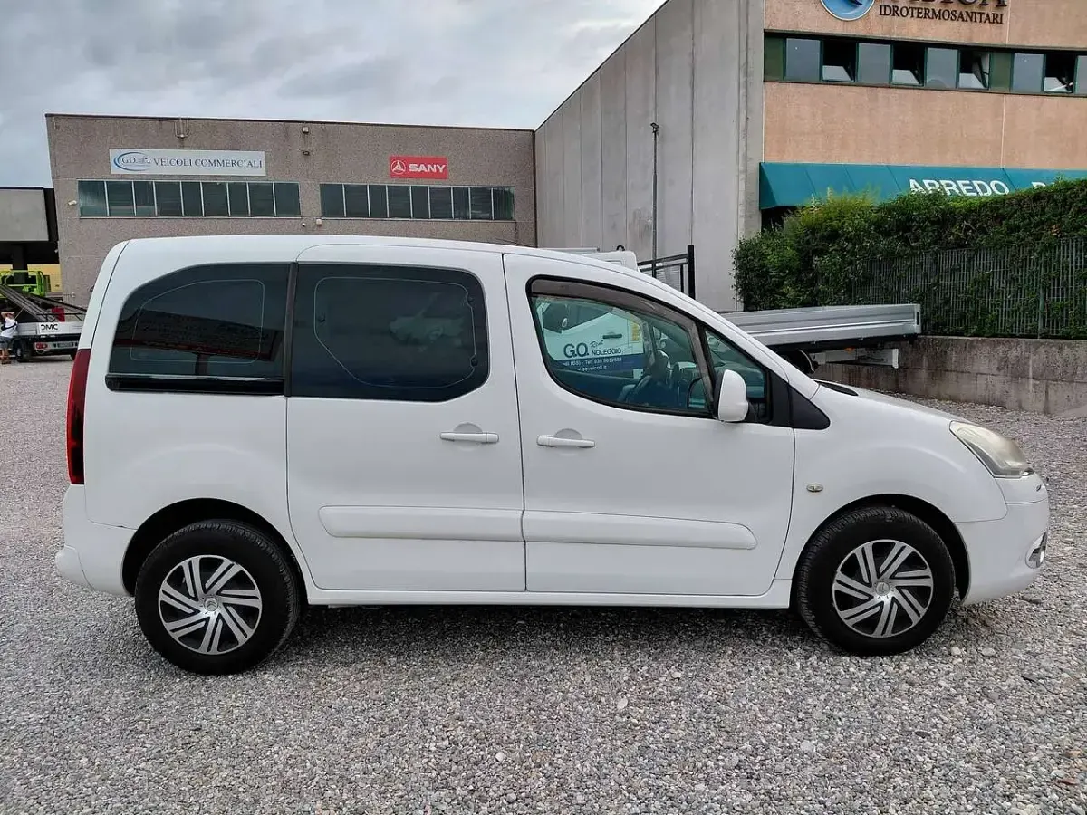 Usata Citroën Berlingo 92 CV (67 kW) 2013 Bianco Monovolume