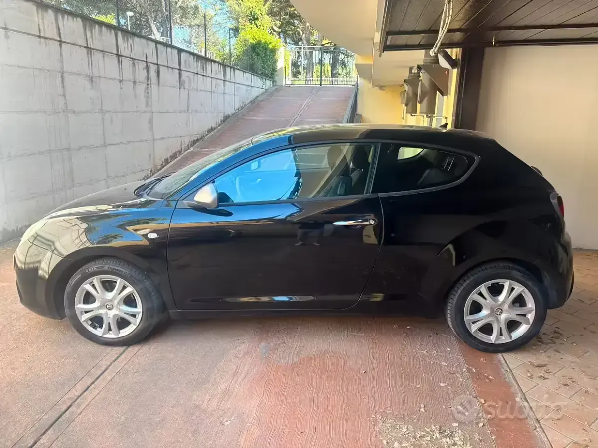 Usata Alfa Romeo MiTo Progression 95 CV (69 kW) 2013 Nero Utilitaria