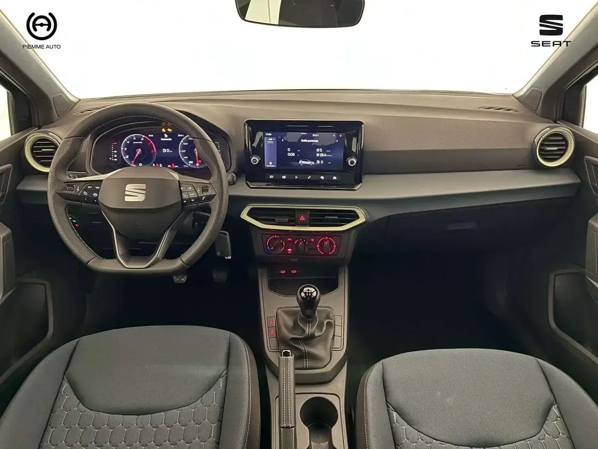 Nuova Seat Arona Black Edition 95 CV (69 kW) 2026 Grigio SUV