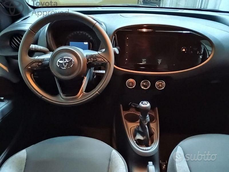 Nuova Toyota Aygo X Active 72 CV (52 kW) 2025 SUV