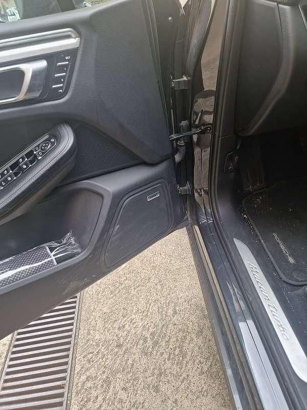 Usata Porsche Macan Turbo 400 CV (294 kW) 2016 Grigio SUV