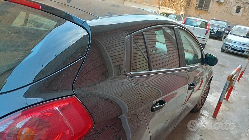 Usata Fiat Bravo 80 CV (58 kW) 2008 Nero Utilitaria