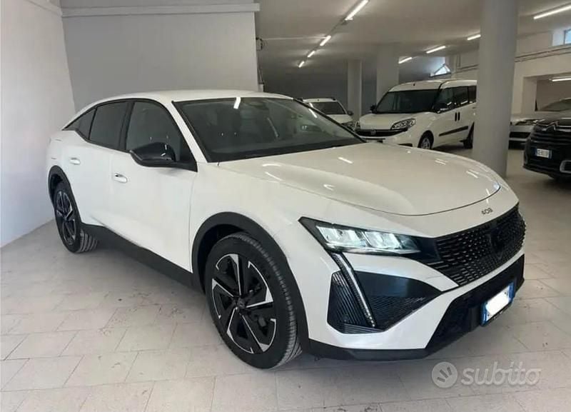 Bianco Usata 2024 Peugeot 408 S Tre volumi | 24.900 € (Buon prezzo) - Immagine 1/4