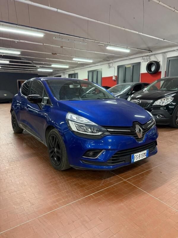 Usata Renault Clio IV 74 CV (54 kW) 2018 Marrone Berlina