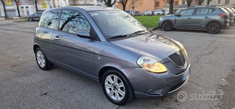 Usata Lancia Ypsilon 60 CV (44 kW) 2007 Utilitaria