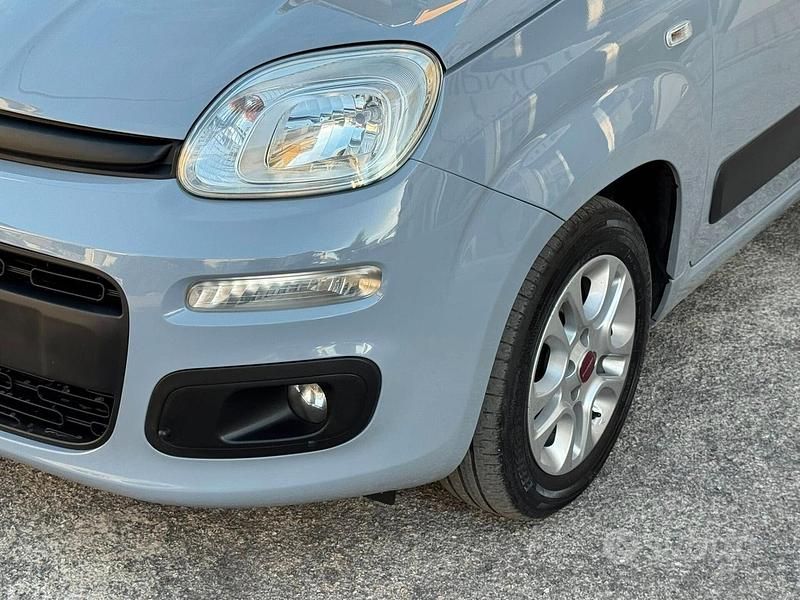 Usata Fiat Panda Lounge 69 CV (50 kW) 2020 Grigio Berlina