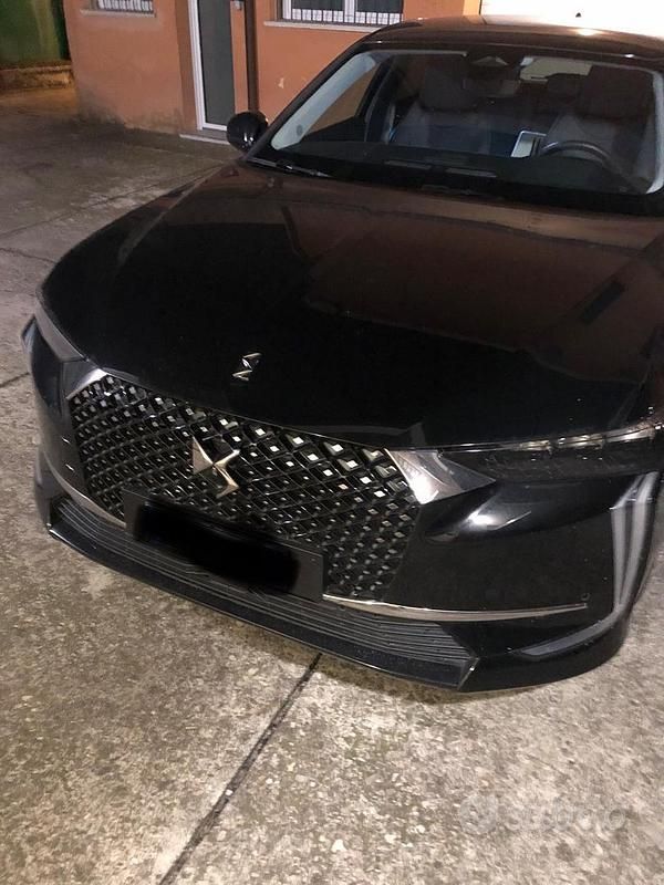 Nero Usata 2023 DS Automobiles DS4 Tre volumi | 28.000 € (Cara) - Immagine 1/4