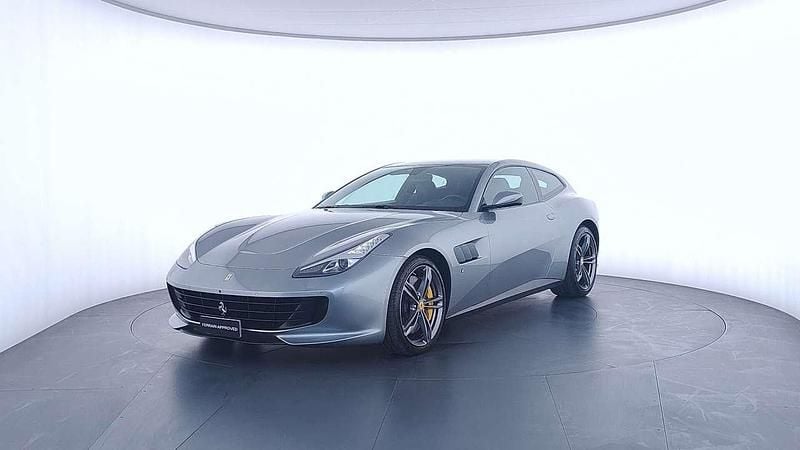 Usata Ferrari GTC4Lusso 689 CV (506 kW) 2017 Grigio titanio Station wagon