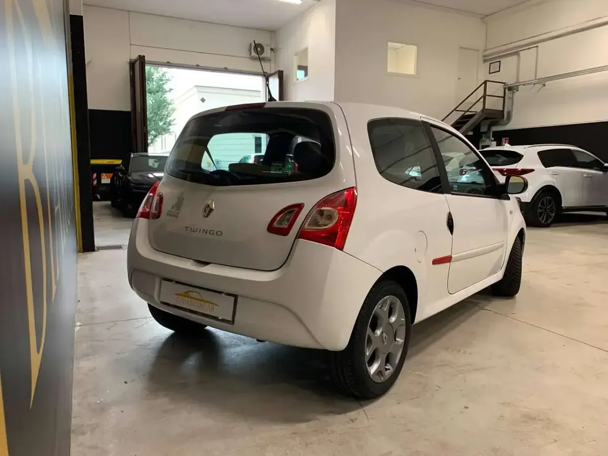 Usata Renault Twingo 75 CV (55 kW) 2012 Bianco Utilitaria