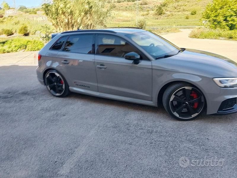 Usata Audi RS3 Sportback 400 CV (294 kW) 2018 Grigio Utilitaria