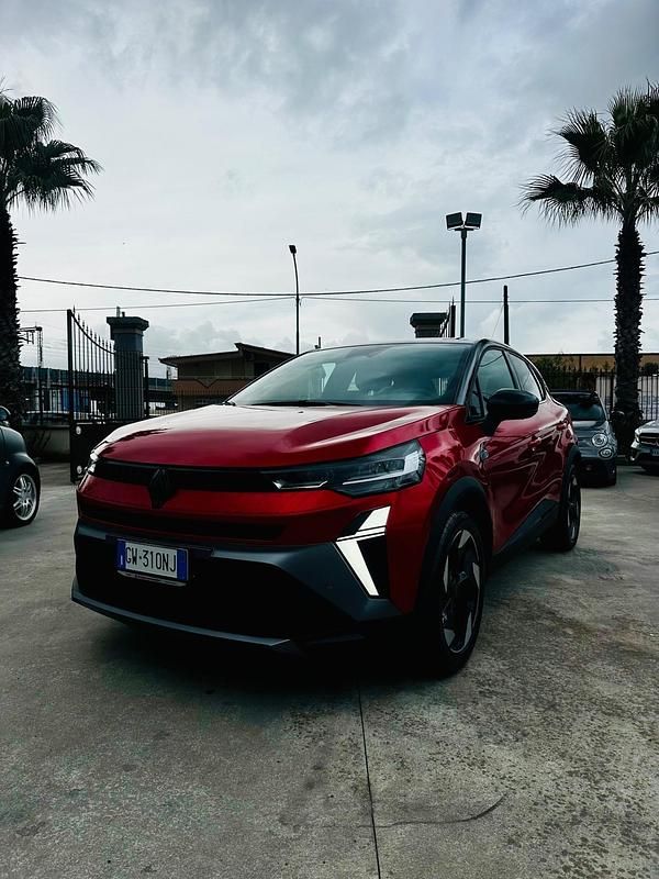 Usata Renault Captur Esprit Alpine 93 CV (68 kW) 2024 Rosso SUV