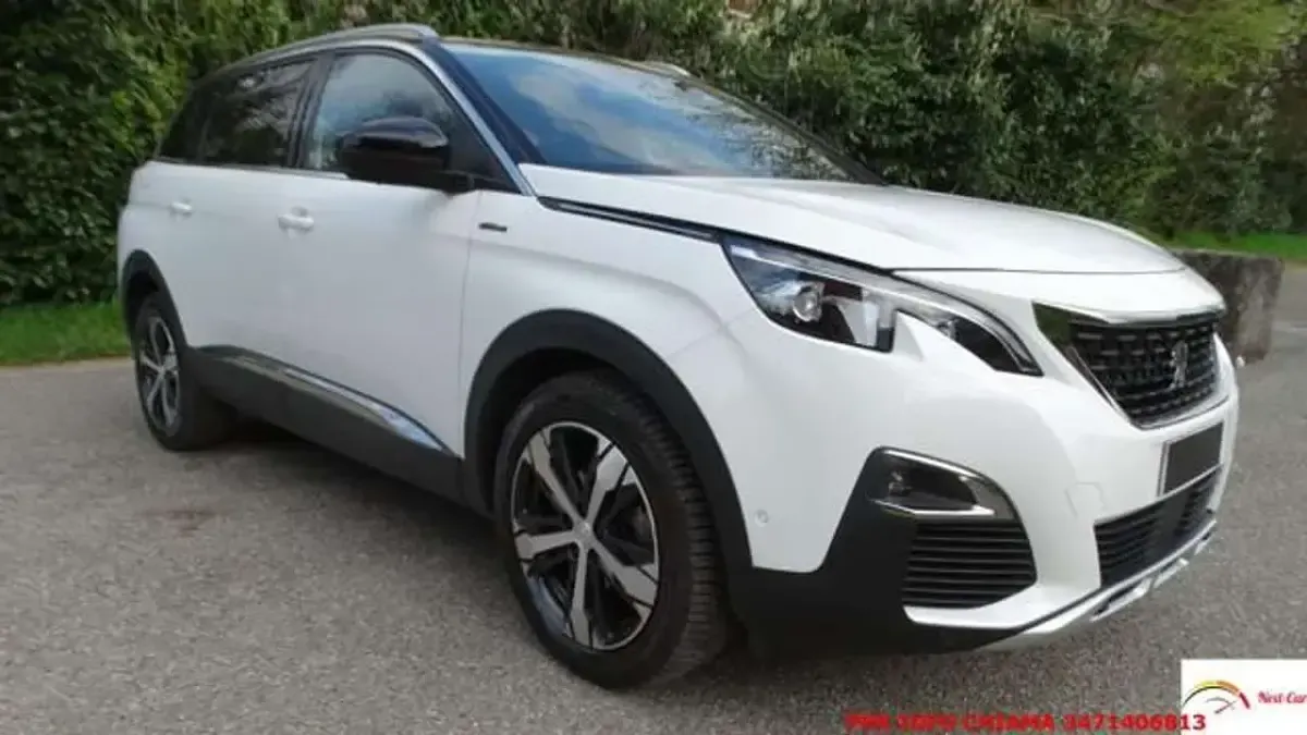 Usata Peugeot 5008 GT-line 131 CV (96 kW) 2018 Bianco Monovolume